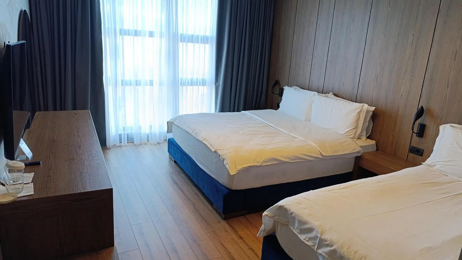*****  Toka Hotel Restaurant Udenisht Albanie