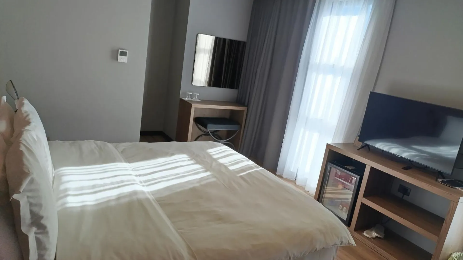 Toka Hotel Restaurant Udenisht